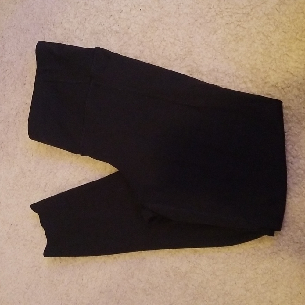 Black leggings